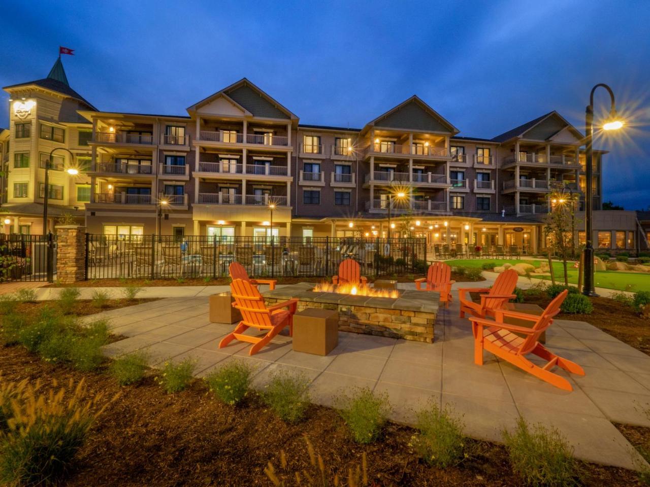 Chautauqua Harbor Hotel - Jamestown Celoron Exterior photo