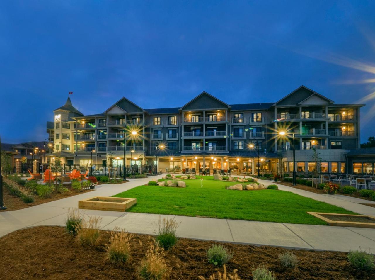 Chautauqua Harbor Hotel - Jamestown Celoron Exterior photo